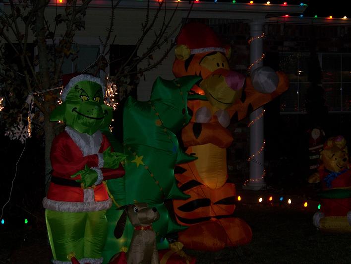 Grinch Outdoor Christmas Decorations Pictures Wallpapers